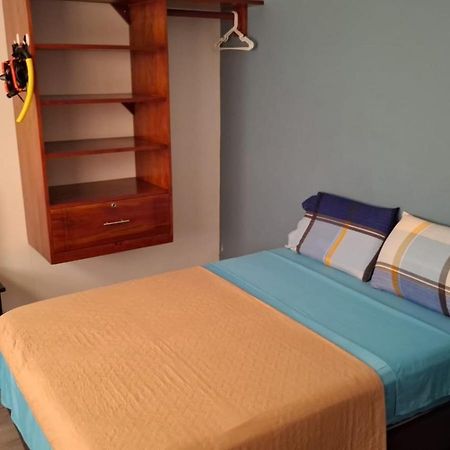 Casa Alexita Apartment Puerto Baquerizo Moreno Bagian luar foto